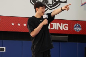 开云体育app下载-直播吧：男篮集训名单只增不减！杨瀚森领衔 有热门球员将缺席！